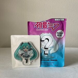 Hatsune Miku Acrylic Stand